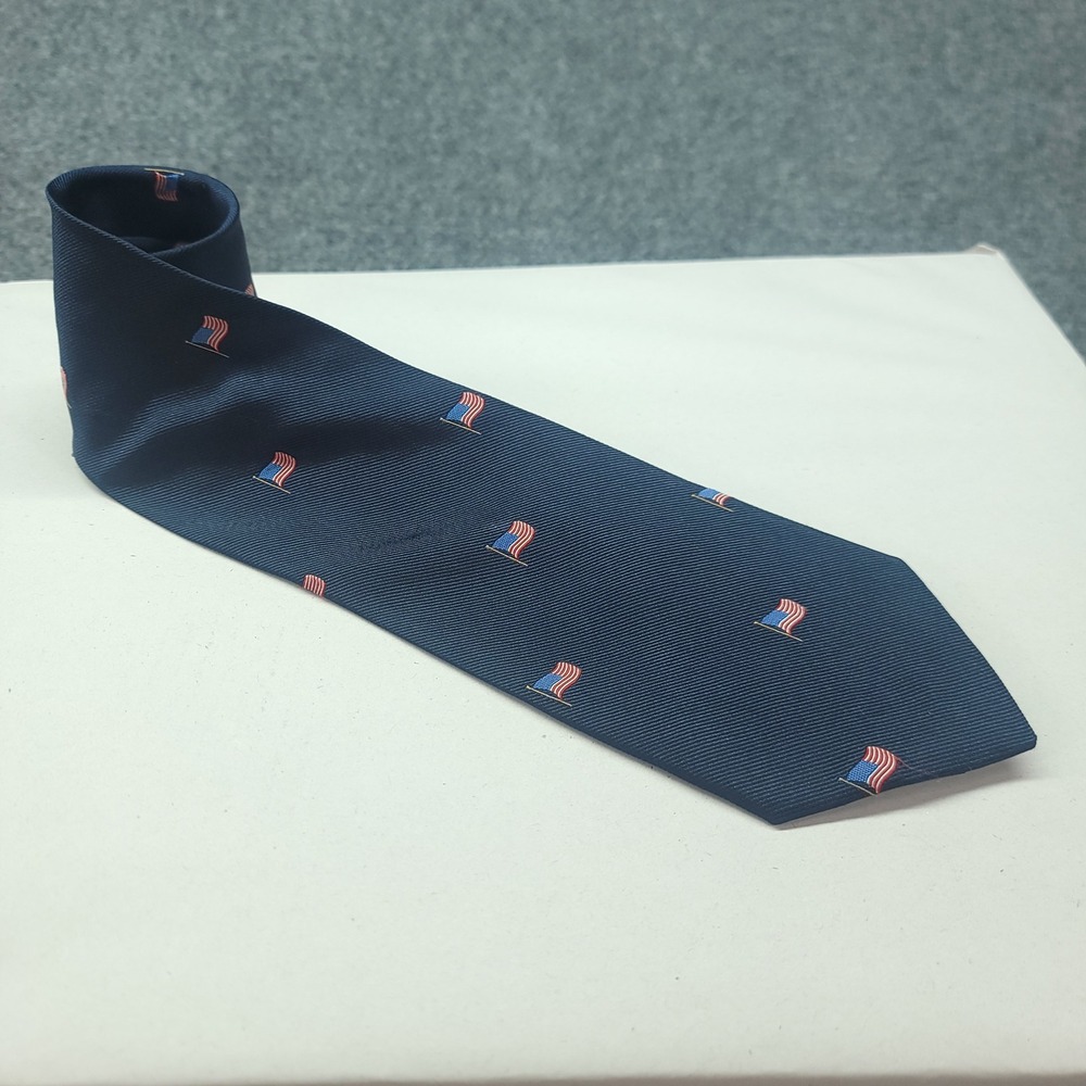Daniel Cremieux Mens Navy Blue Silk American Flag Patriotic Necktie Handmade USA